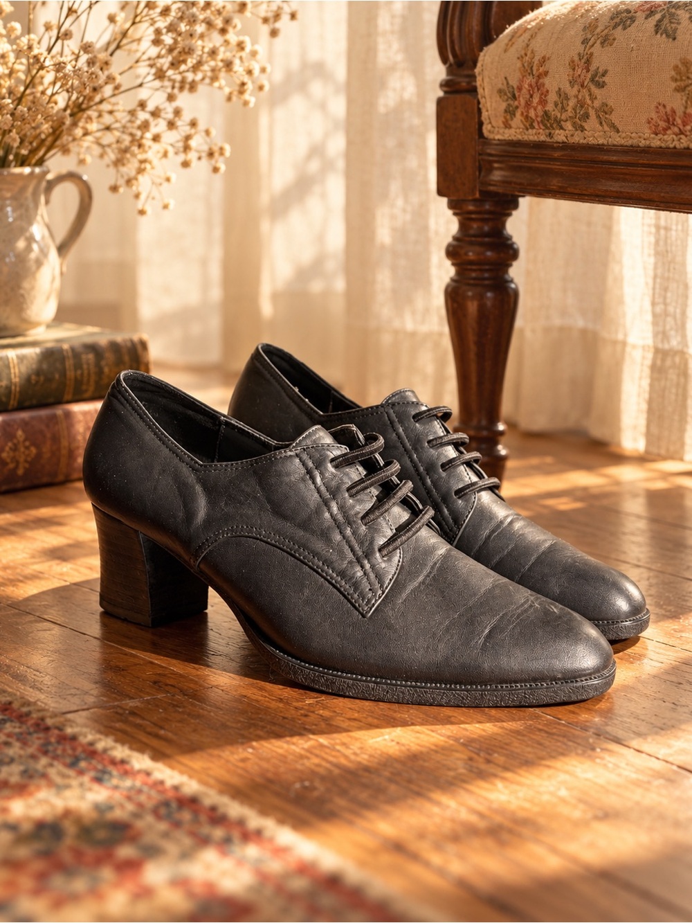 Vintage 90s Air Supply 8US Black Leather Oxford Heels Lace Up Academia Granny